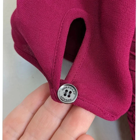 Burberry London Pleated V-neck Dress. - Picture 5 of 10